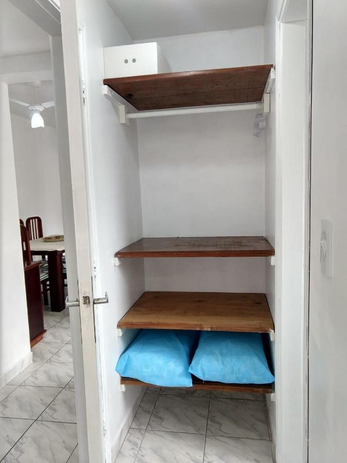 Apartamento Ubatuba, Itaguá, bem localizado, duas vagas de garagem Exterior foto